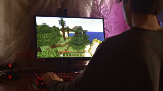 How Does PBoxComputers Handle GPU and CPU Performance Testing
